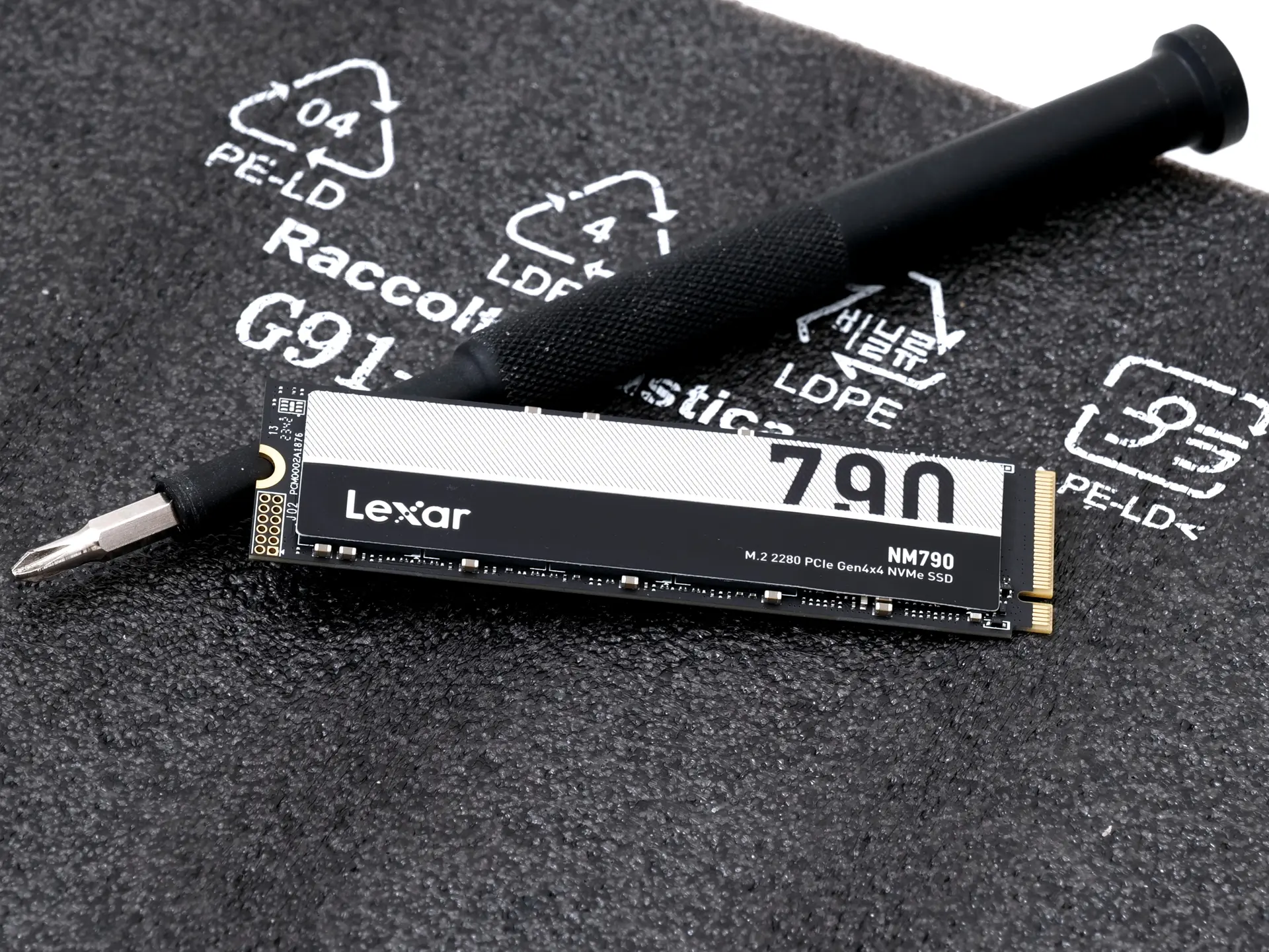 Lexar NM790 1TB NVME